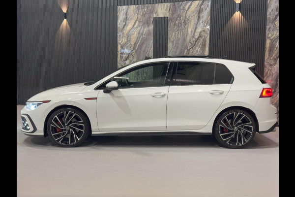 Volkswagen Golf 2.0 TSI GTI|PANO|KEYLESS|HEAD UP|HK|BOMVOL