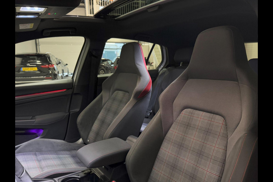 Volkswagen Golf 2.0 TSI GTI|PANO|KEYLESS|HEAD UP|HK|BOMVOL