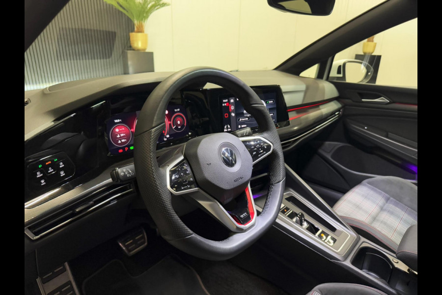 Volkswagen Golf 2.0 TSI GTI|PANO|KEYLESS|HEAD UP|HK|BOMVOL