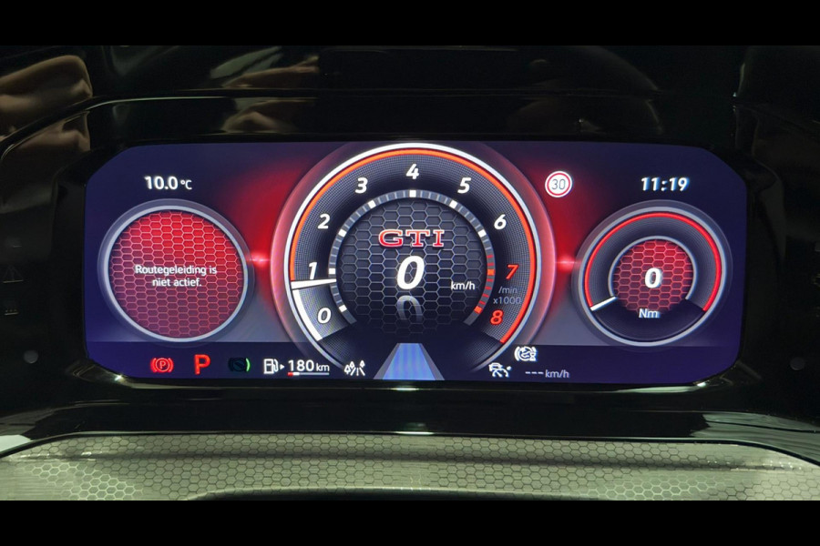 Volkswagen Golf 2.0 TSI GTI|PANO|KEYLESS|HEAD UP|HK|BOMVOL