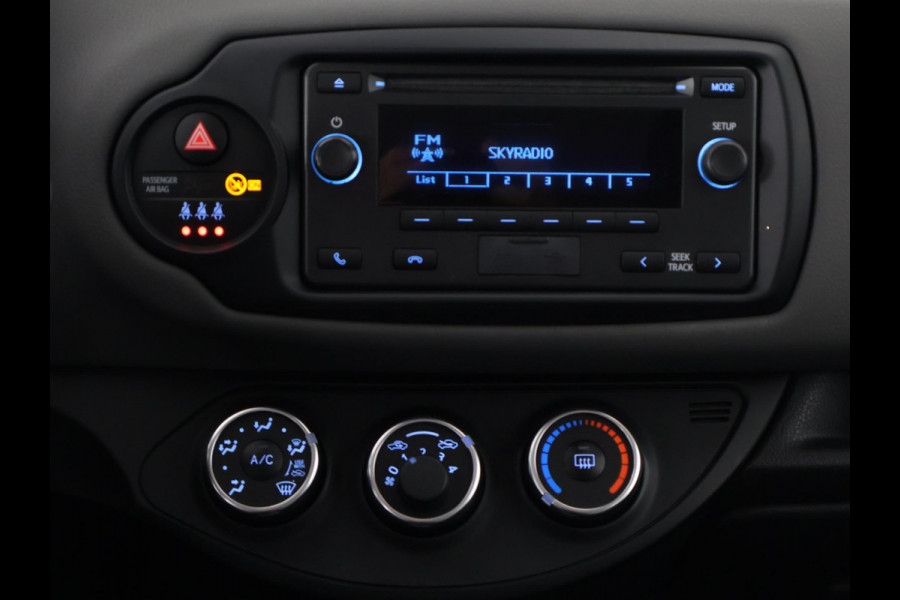 Toyota Yaris 1.0 VVT-i Bi-Tone | Airco | | Privacy Glass | Radio/USB/Bluetooth | Elektrische ramen