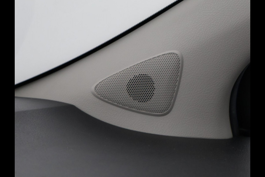 Toyota Yaris 1.0 VVT-i Bi-Tone | Airco | | Privacy Glass | Radio/USB/Bluetooth | Elektrische ramen