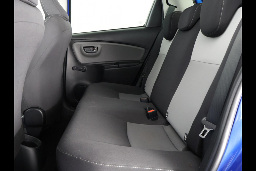 Toyota Yaris 1.0 VVT-i Bi-Tone | Airco | | Privacy Glass | Radio/USB/Bluetooth | Elektrische ramen