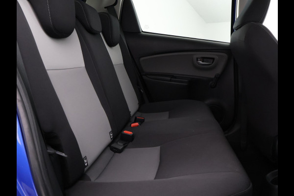 Toyota Yaris 1.0 VVT-i Bi-Tone | Airco | | Privacy Glass | Radio/USB/Bluetooth | Elektrische ramen