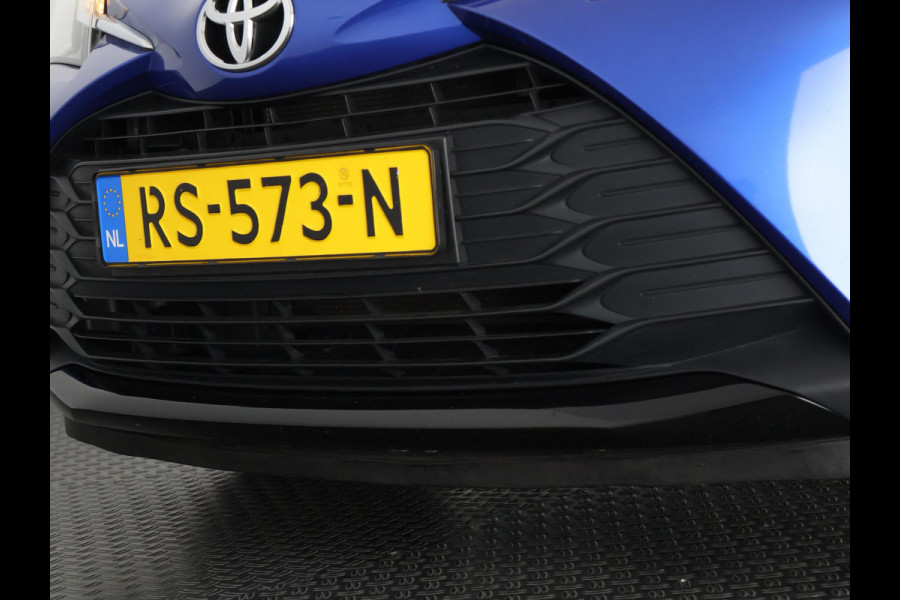 Toyota Yaris 1.0 VVT-i Bi-Tone | Airco | | Privacy Glass | Radio/USB/Bluetooth | Elektrische ramen