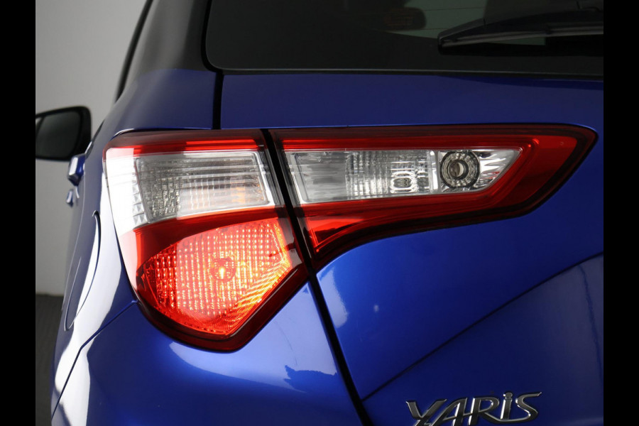 Toyota Yaris 1.0 VVT-i Bi-Tone | Airco | | Privacy Glass | Radio/USB/Bluetooth | Elektrische ramen
