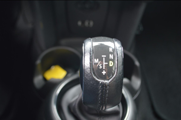 MINI Mini 1.5 Cooper Business Automaat | Navigatie | Parkeersensoren achter | Airco