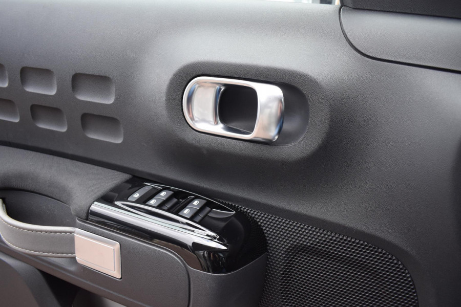 Citroën C3 1.2 PureTech Shine | Carplay | Stoelverw. | Incl. garantie