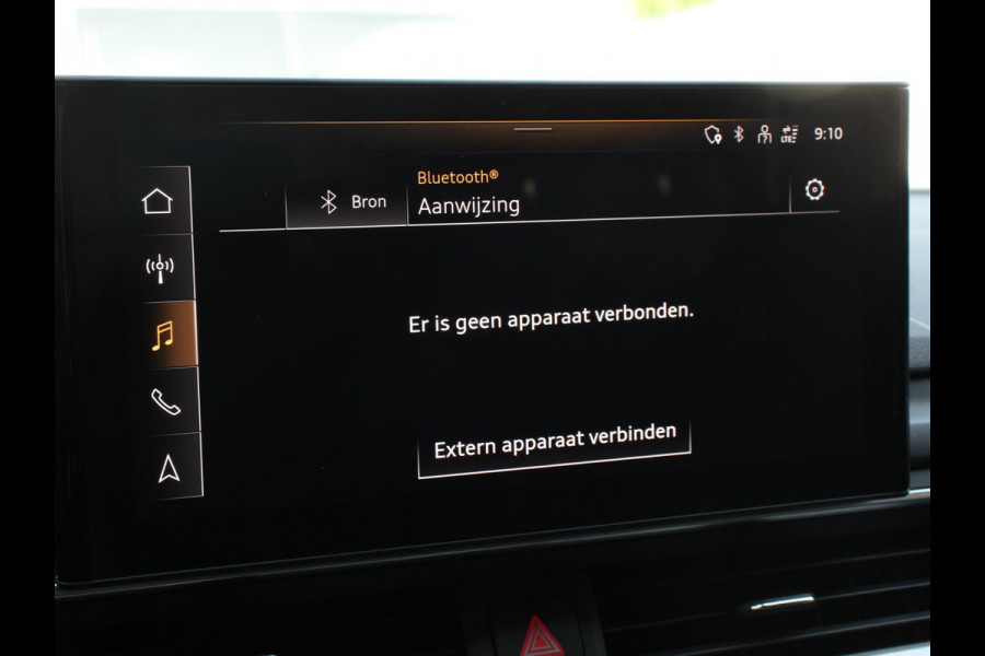 Audi A4 Avant 40 TFSI S-Tronic Climate control Adaptive cruise control Navigatie Parkeersensoren Stoelverwarming Elektrische achterklep Apple Carplay/ Android Auto