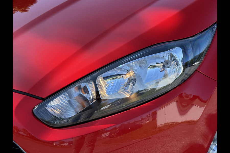 Ford Fiesta 1.0 EcoBoost Titanium 1e Eigenaar,Trekhaak,Airco,Weinig km,Distributie recent vervangen,5 Deurs,Apk tot 02-2026