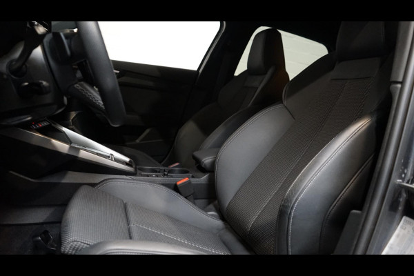Audi A3 Sportback 35 TFSI 3x S-Line BLACK OPTIK AUTOMAAT-BANG OLUFSEN-DRIVE SELECT-KEYLESS-MATRIX-STOELVERWARMING
