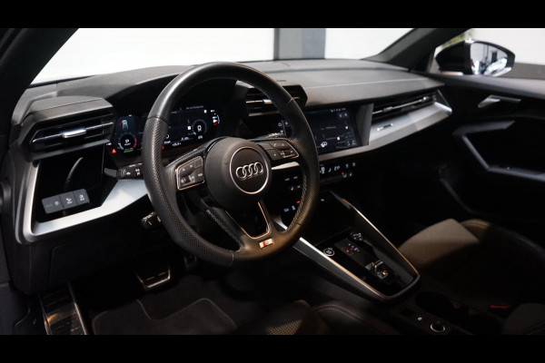 Audi A3 Sportback 35 TFSI 3x S-Line BLACK OPTIK AUTOMAAT-BANG OLUFSEN-DRIVE SELECT-KEYLESS-MATRIX-STOELVERWARMING