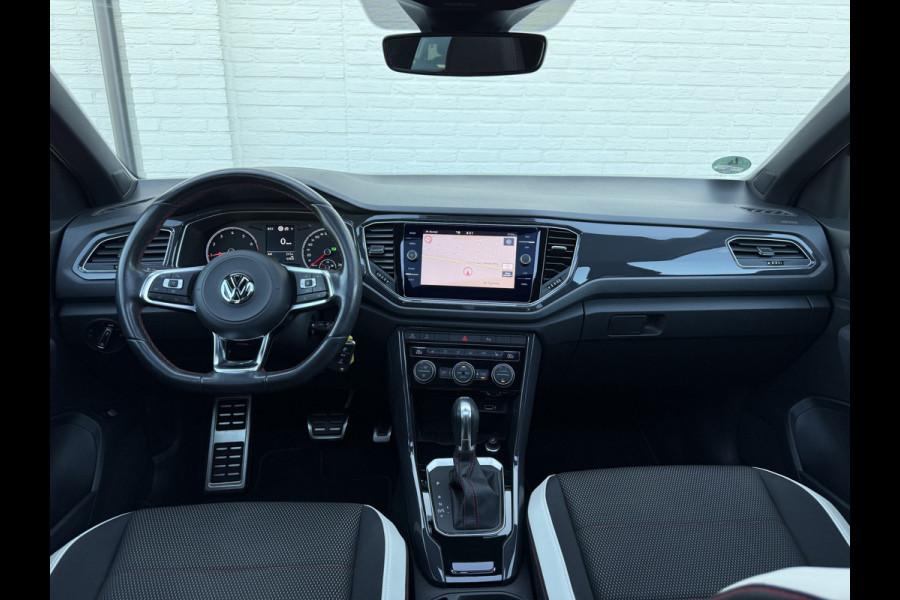 Volkswagen T-Roc 1.5 TSI Sport | Pano | Navi | Camera | ACC | LED | Elek. Achterklep