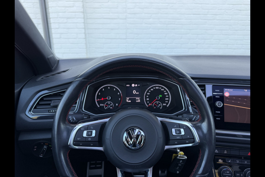 Volkswagen T-Roc 1.5 TSI Sport | Pano | Navi | Camera | ACC | LED | Elek. Achterklep