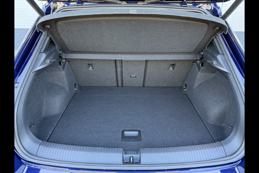 Volkswagen T-Roc 1.5 TSI Sport | Pano | Navi | Camera | ACC | LED | Elek. Achterklep