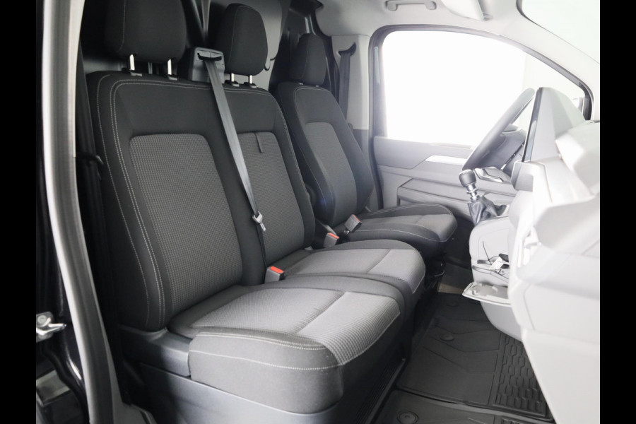 Volkswagen Transporter 2.0 TDI L2H1 30 Life 150 PK 6-BAK CRUISE CONTROL | MULTIFUNCTIONEEL STUUR | TREKHAAKVOORBEREIDING