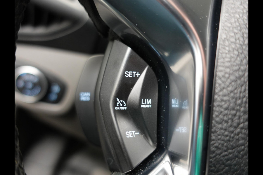 Ford Transit Connect 120pk Automaat L2 Trend Versnellingsbak/gearbox probleem Navigatie Camera Airco Cruise control 3-Zits Euro6