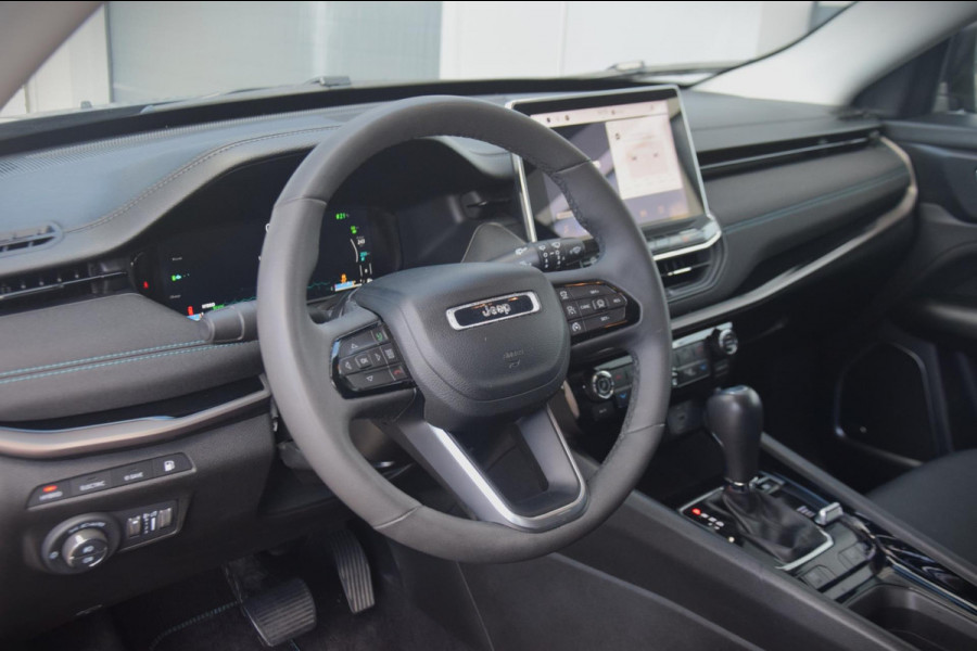 Jeep Compass 4xe 240 Plug-in Hybrid Electric Upland