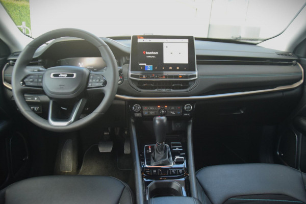 Jeep Compass 4xe 240 Plug-in Hybrid Electric Upland