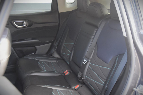 Jeep Compass 4xe 240 Plug-in Hybrid Electric Upland