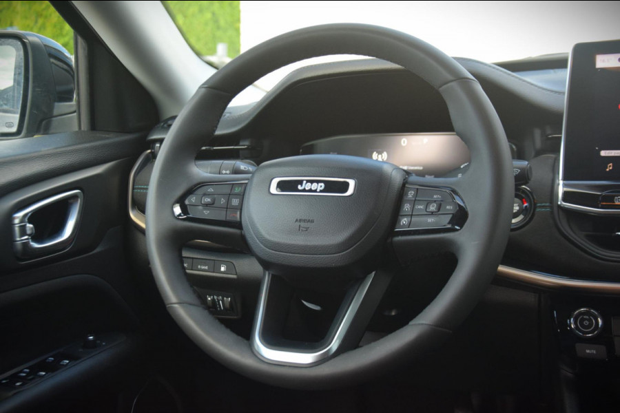 Jeep Compass 4xe 240 Plug-in Hybrid Electric Upland