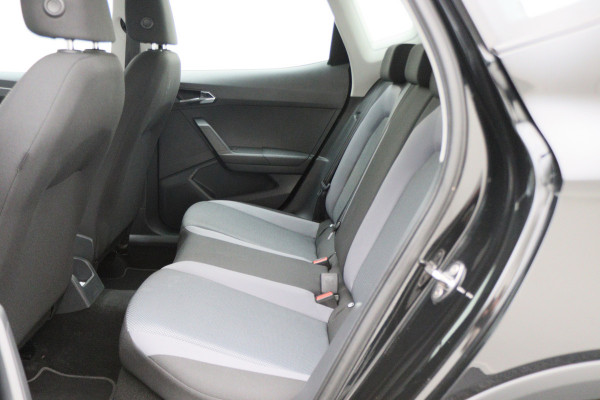Seat Arona 1.0 TSI Style Business Intense Camera, Apple Carplay, Stoelverwarming, Cruise, PDC