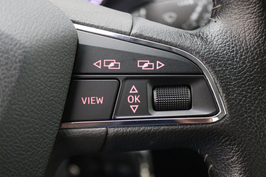 Seat Arona 1.0 TSI Style Business Intense Camera, Apple Carplay, Stoelverwarming, Cruise, PDC