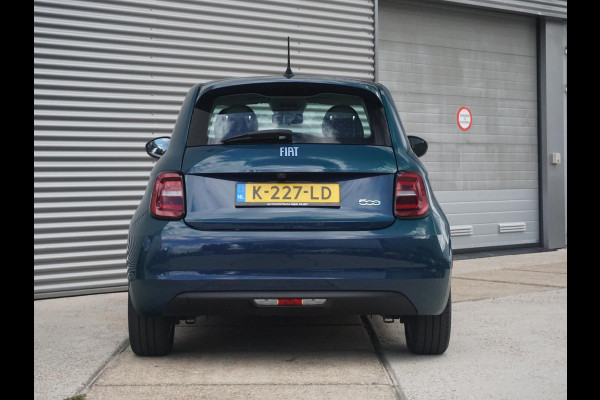 Fiat 500E Business Launch Edition 42 kWh Camera | Stoelverwarming | Led | BTW