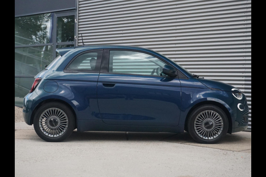 Fiat 500E Business Launch Edition 42 kWh Camera | Stoelverwarming | Led | BTW