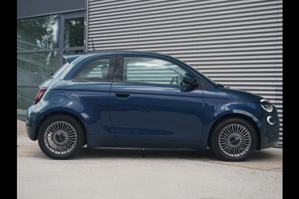 Fiat 500E Business Launch Edition 42 kWh Camera | Stoelverwarming | Led | BTW