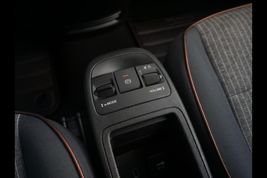 Fiat 500E Business Launch Edition 42 kWh Camera | Stoelverwarming | Led | BTW