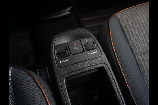 Fiat 500E Business Launch Edition 42 kWh Camera | Stoelverwarming | Led | BTW
