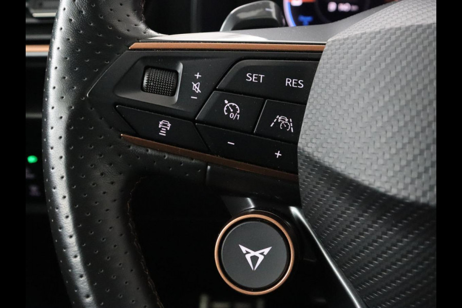 CUPRA Leon 1.4 e-Hybrid VZ | 245pk | Stoel & stuurverwarming | Camera | Carplay | Adaptive cruise | Navigatie | Keyless | Full LED | PHEV