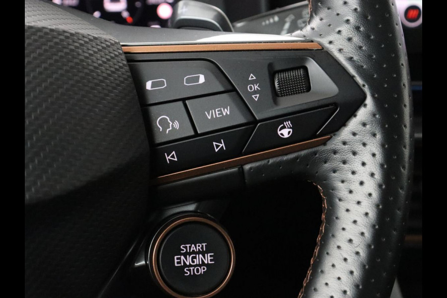 CUPRA Leon 1.4 e-Hybrid VZ | 245pk | Stoel & stuurverwarming | Camera | Carplay | Adaptive cruise | Navigatie | Keyless | Full LED | PHEV