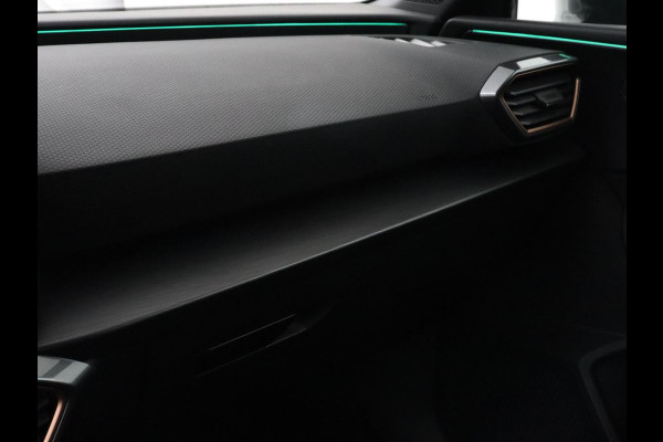 CUPRA Leon 1.4 e-Hybrid VZ | 245pk | Stoel & stuurverwarming | Camera | Carplay | Adaptive cruise | Navigatie | Keyless | Full LED | PHEV