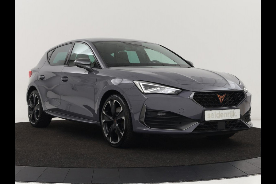 CUPRA Leon 1.4 e-Hybrid VZ | 245pk | Stoel & stuurverwarming | Camera | Carplay | Adaptive cruise | Navigatie | Keyless | Full LED | PHEV