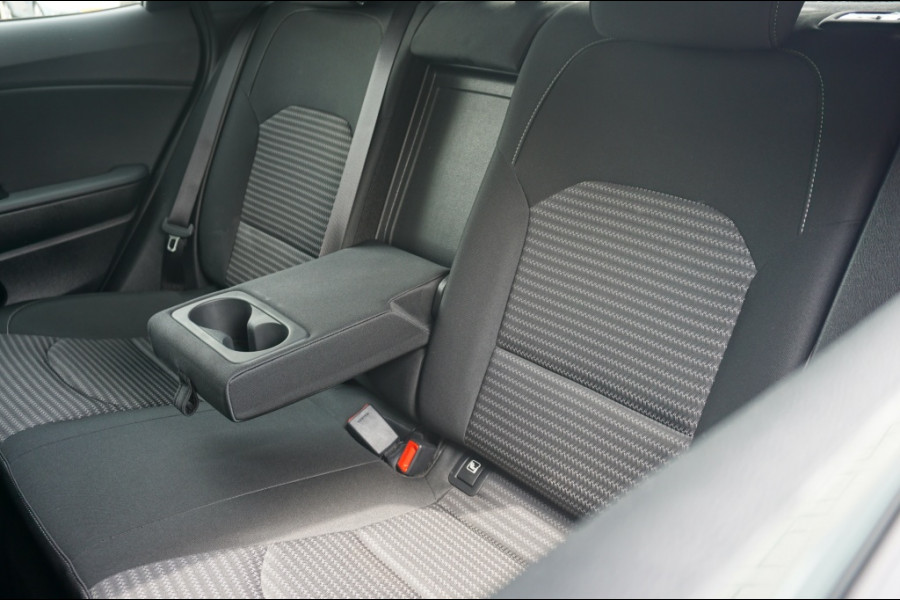Kia Xceed PHEV DynamicLine AUTOMAAT NAVI | WINTERPACK | CRUISE | CARPLAY! VERKOCHT