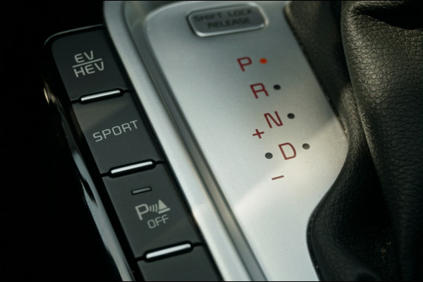 Kia Xceed PHEV DynamicLine AUTOMAAT NAVI | WINTERPACK | CRUISE | CARPLAY! VERKOCHT