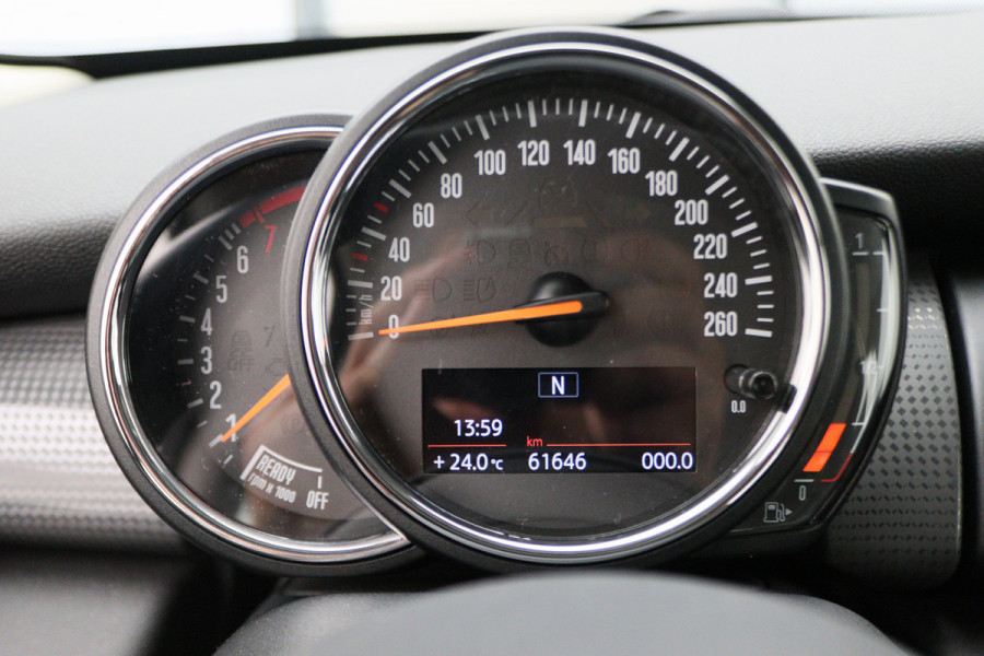 MINI Mini 1.5 Cooper Chili Business Two-Tone, LED, Navigatie, Climate, Cruise, PDC, 17"