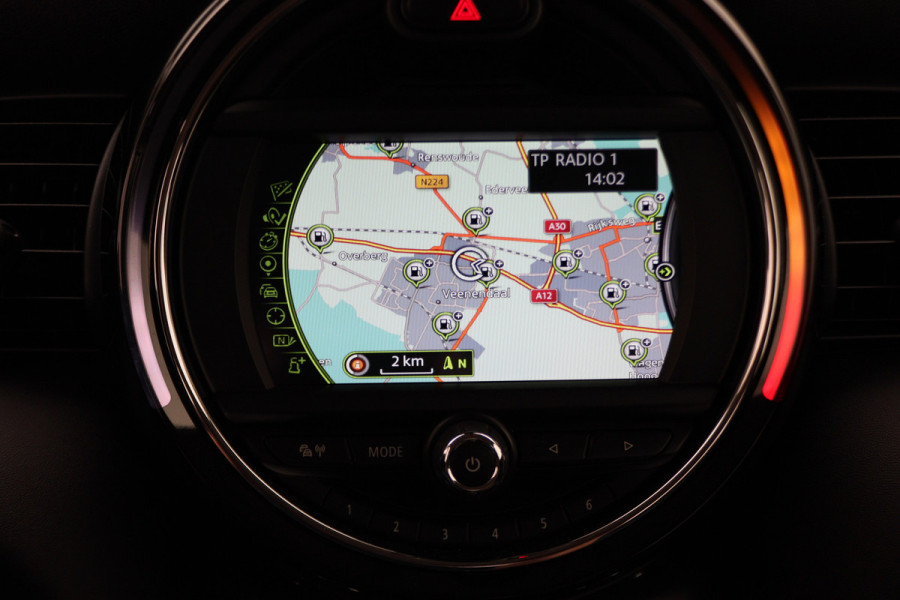MINI Mini 1.5 Cooper Chili Business Two-Tone, LED, Navigatie, Climate, Cruise, PDC, 17"