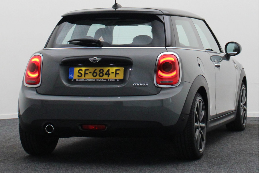 MINI Mini 1.5 Cooper Chili Business Two-Tone, LED, Navigatie, Climate, Cruise, PDC, 17"