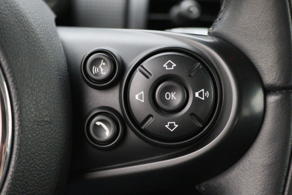 MINI Mini 1.5 Cooper Chili Business Two-Tone, LED, Navigatie, Climate, Cruise, PDC, 17"