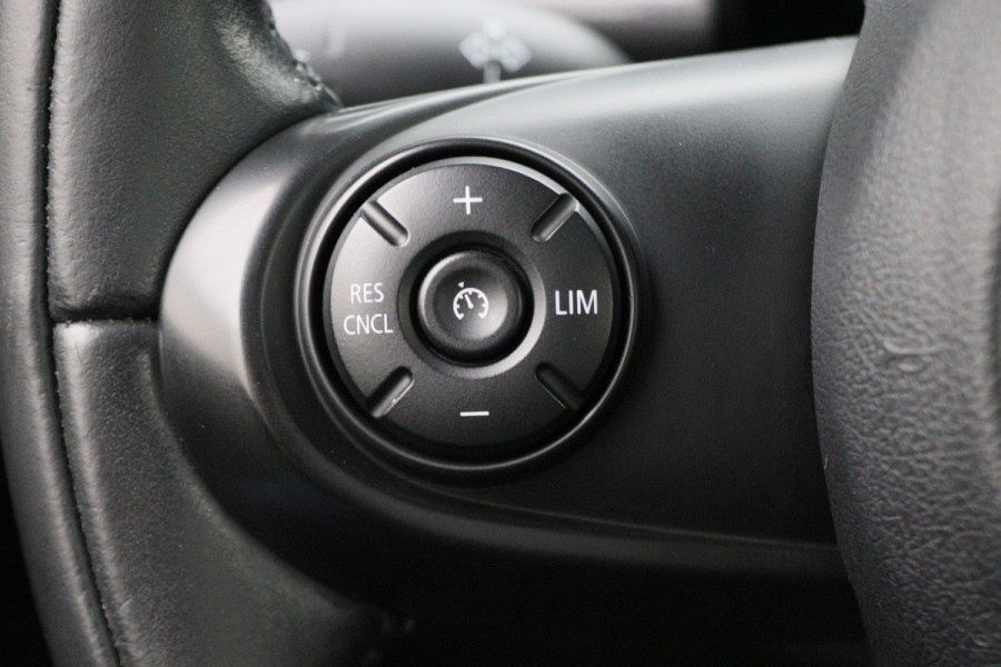 MINI Mini 1.5 Cooper Chili Business Two-Tone, LED, Navigatie, Climate, Cruise, PDC, 17"