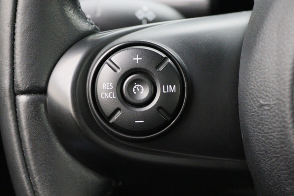 MINI Mini 1.5 Cooper Chili Business Two-Tone, LED, Navigatie, Climate, Cruise, PDC, 17"