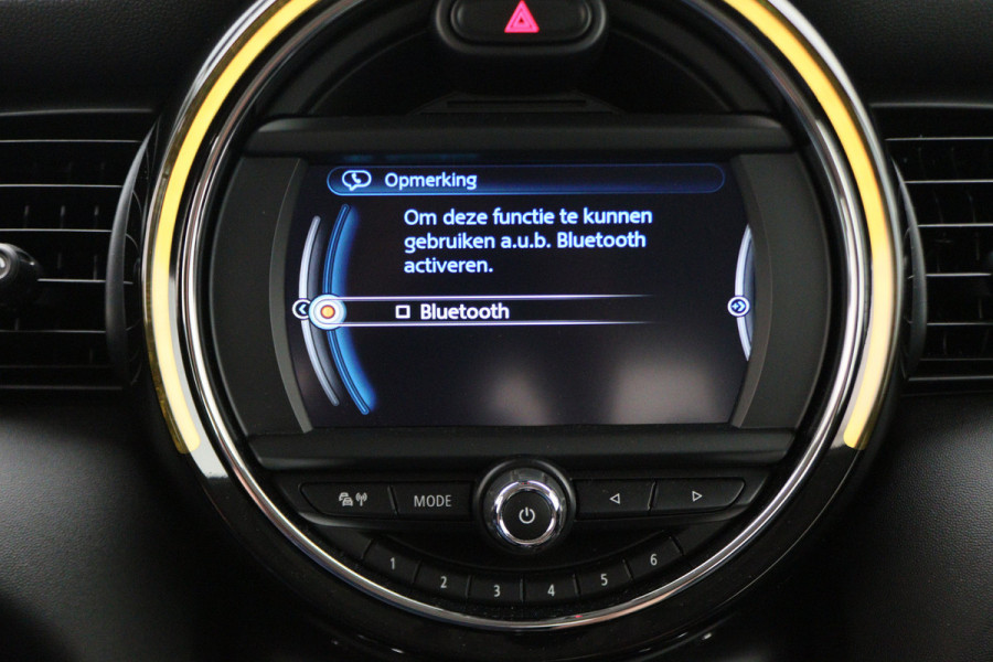 MINI Mini 1.5 Cooper Chili Business Two-Tone, LED, Navigatie, Climate, Cruise, PDC, 17"