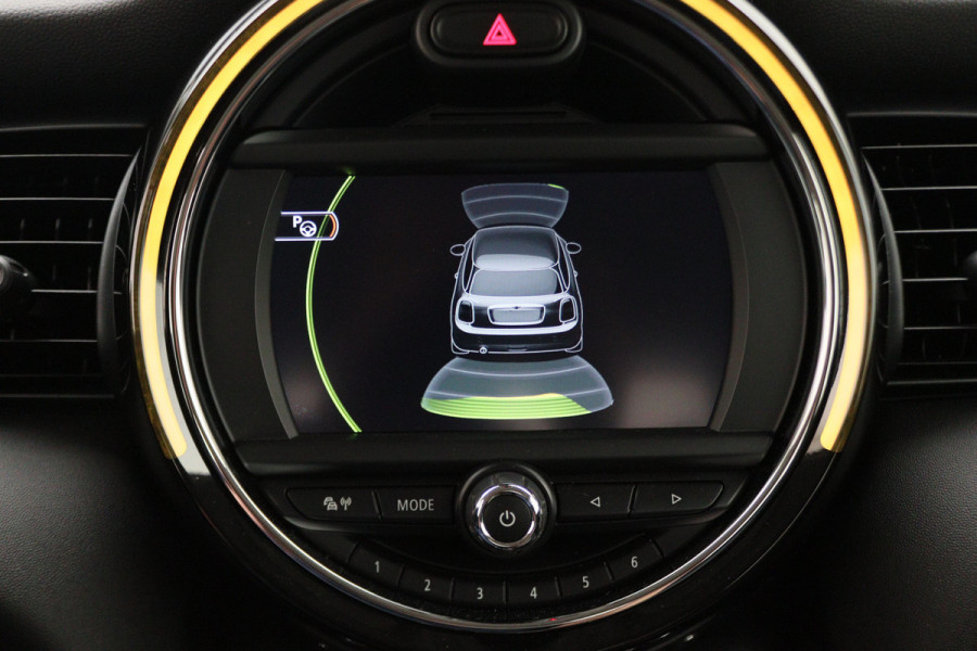 MINI Mini 1.5 Cooper Chili Business Two-Tone, LED, Navigatie, Climate, Cruise, PDC, 17"