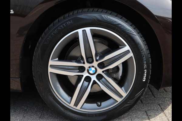 BMW 2 Serie Active Tourer 218i High Executive | Head Up | Sportleder |