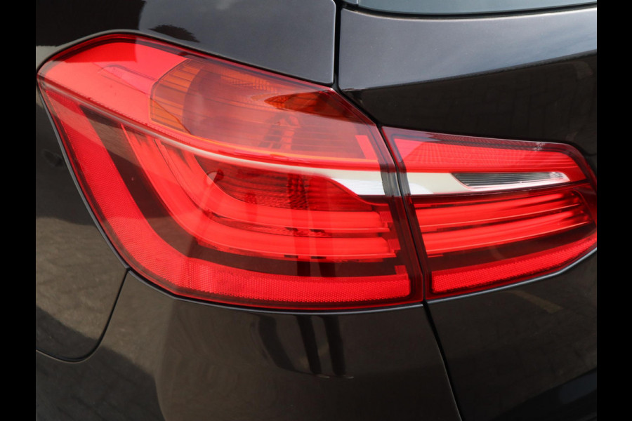 BMW 2 Serie Active Tourer 218i High Executive | Head Up | Sportleder |
