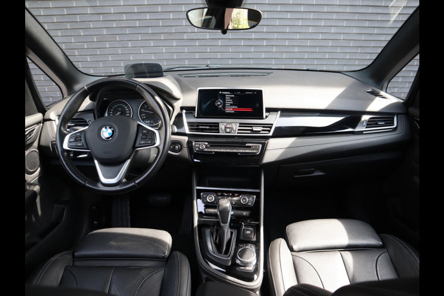 BMW 2 Serie Active Tourer 218i High Executive | Head Up | Sportleder |