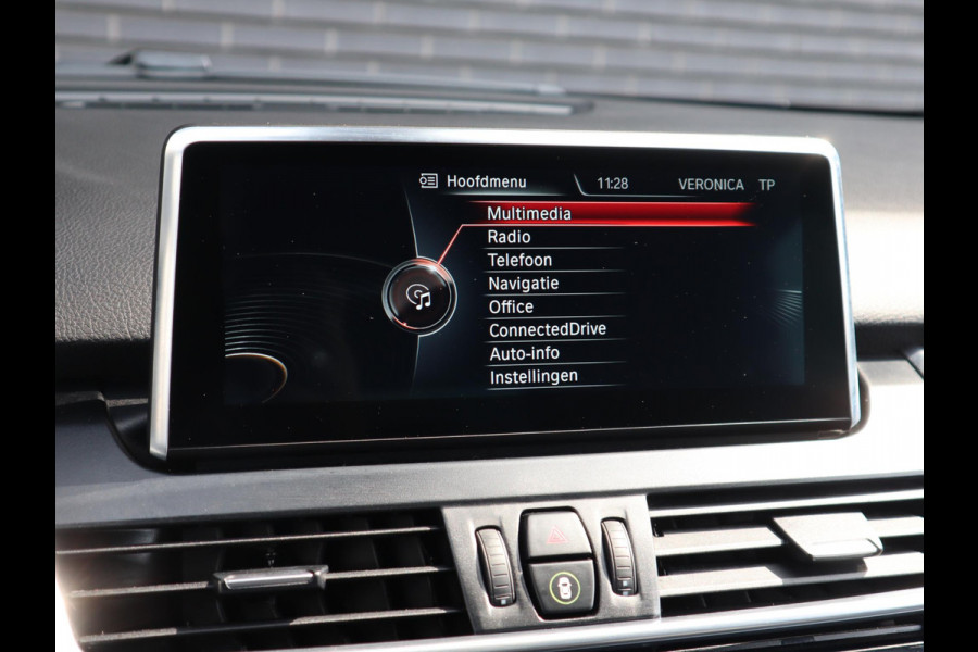 BMW 2 Serie Active Tourer 218i High Executive | Head Up | Sportleder |